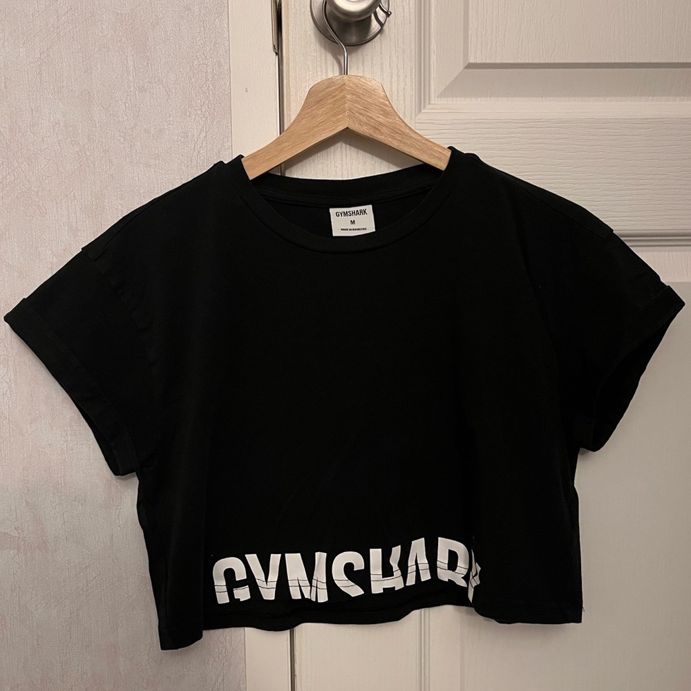 GymShark Cropped Shirt